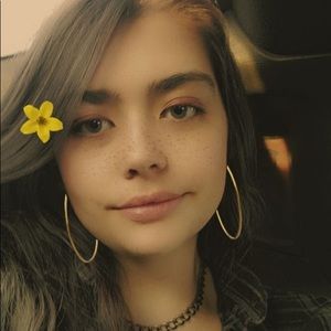 Meet your Posher, Savannah